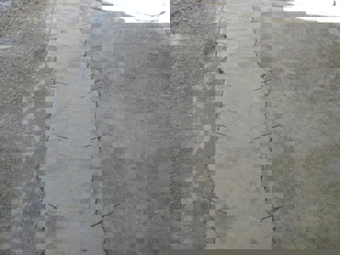 Sanierung von Rissen, Löchern und Schadstellen