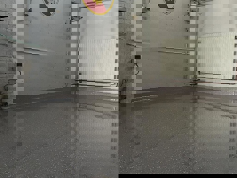 Werkstätten, Garagen und Keller