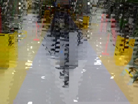 Produktions- und Lagerhallen