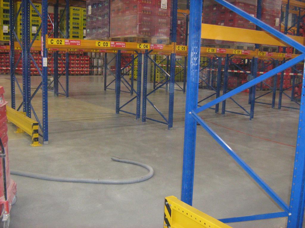 Getränkelager 780 m² nachher - vorher