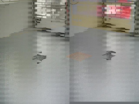 Werkstätten, Garagen und Keller