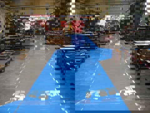 Produktions- und Lagerhallen